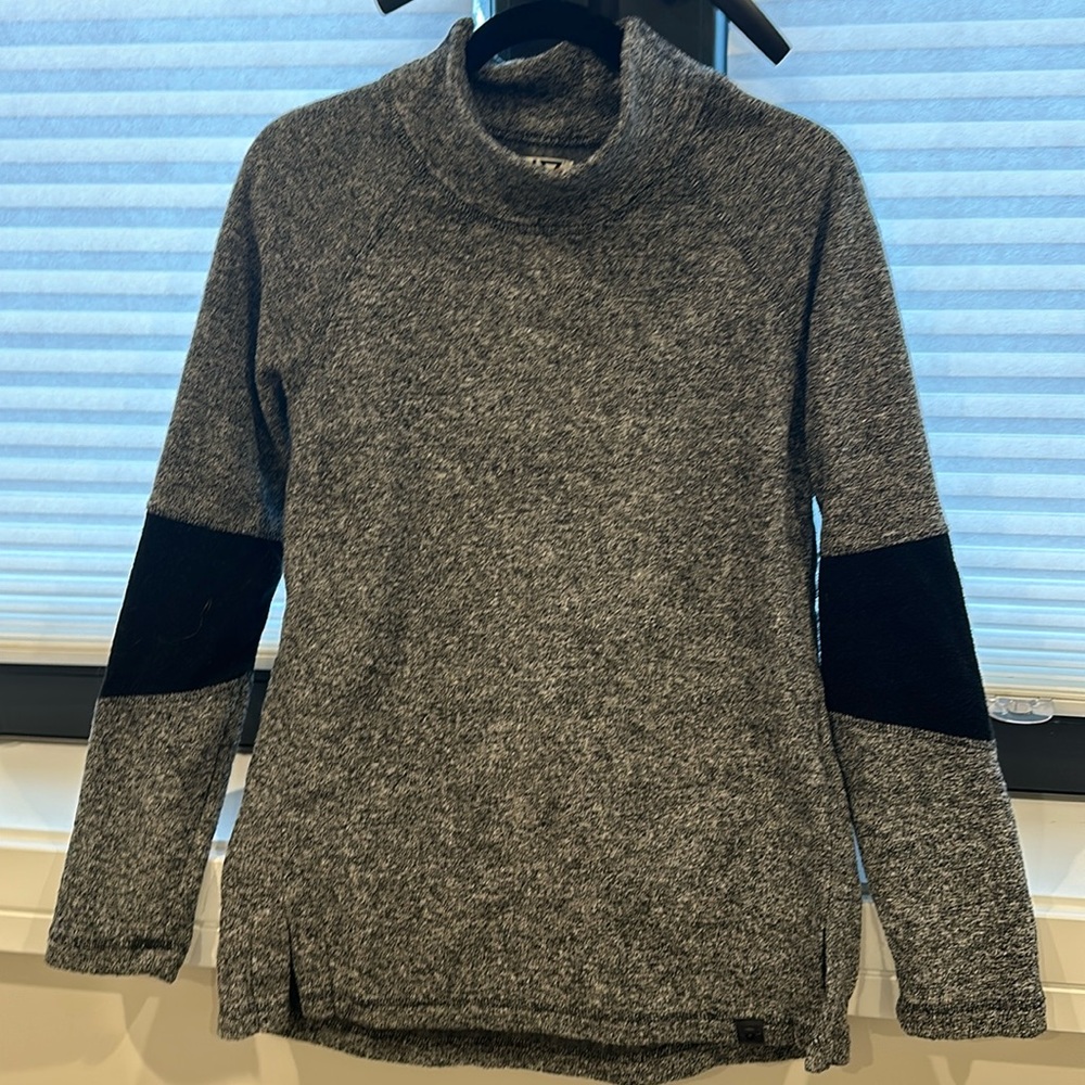 Fleece sweater